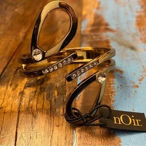 nOir Gold Hinged Bracelet